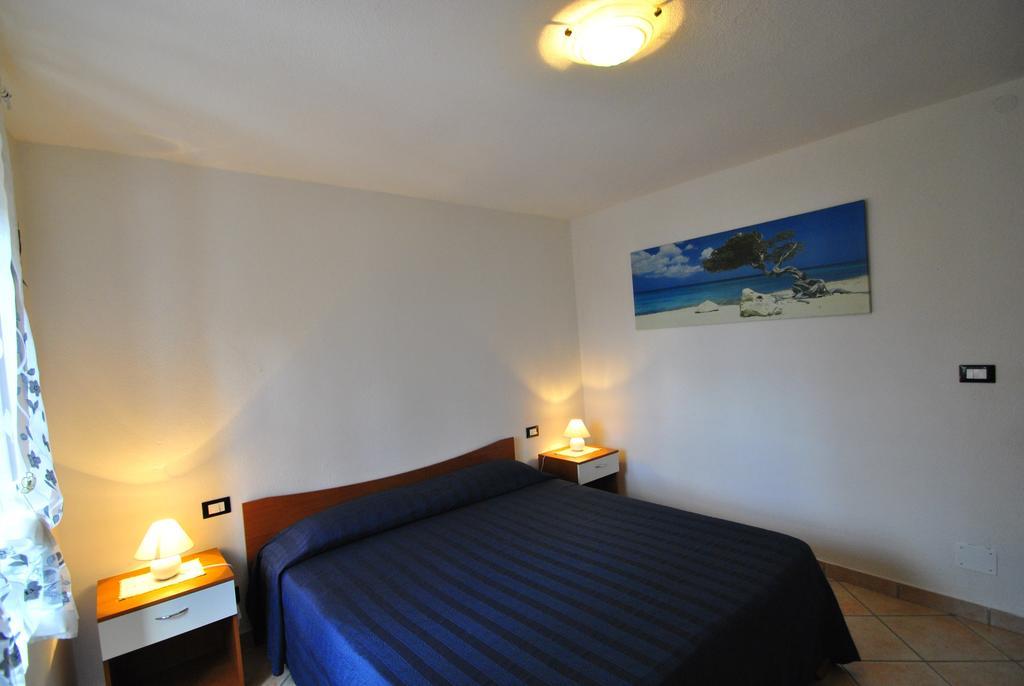 Casa Vacanze L'Agrifoglio Acomodação com café da manhã Magliolo Quarto foto